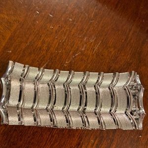 Chico’s silver braclet